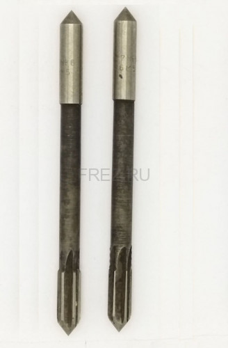 Развертка d 8,0 ц/х машинная цельная Р6АМ5 (33х117)